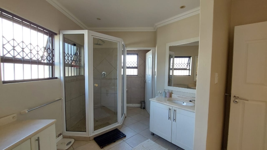 3 Bedroom Property for Sale in Gonubie Eastern Cape